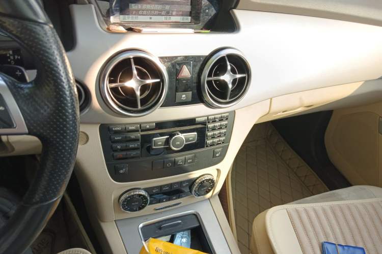 Used Mercedes-Benz GLK-Class 2015 GLK 260 4MATIC Fashion Edition Ultimate Version