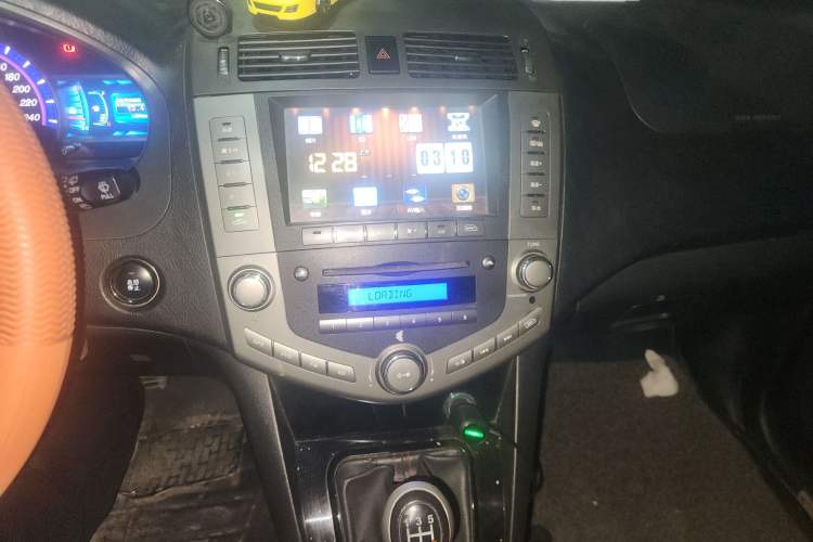 Used BYD S6 2014 2.0L Manual Luxury 5-Seater
