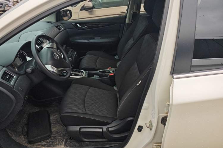 Used Nissan Tiida 2024 1.6L CVT Cool Dynamic Edition