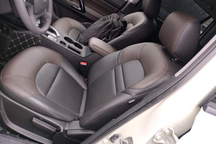 Used GAC Trumpchi GS4 2017 235T Automatic Two-Wheel Drive Elite Edition Left Front Seat