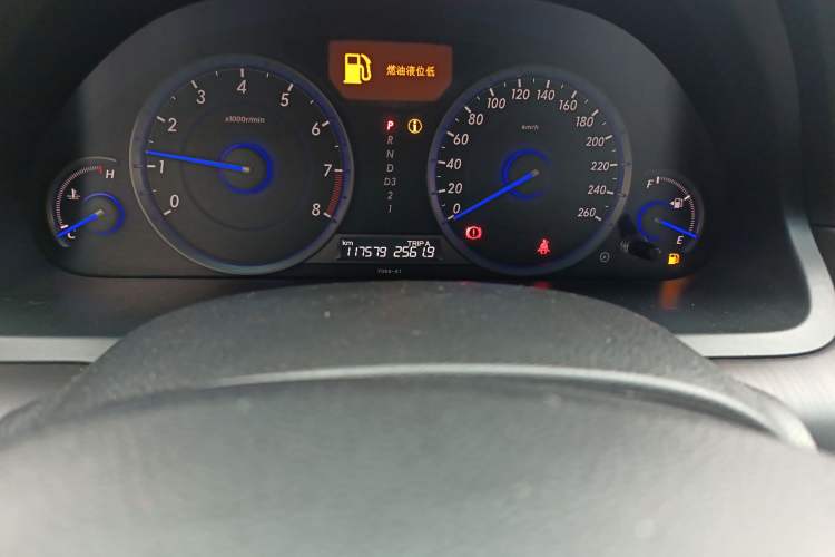 Used Honda Crosstour 2012 2.4L Luxury Edition Odometer Close Up