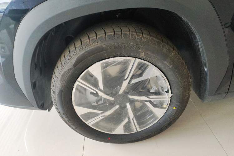 Used Geely Auto FX11 2025 4th Generation 1.5TD DCT – The Start