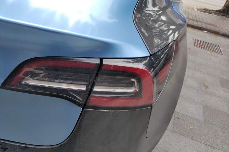 Used Tesla Model 3 2020 Long-Range Rear-Wheel-Drive Version