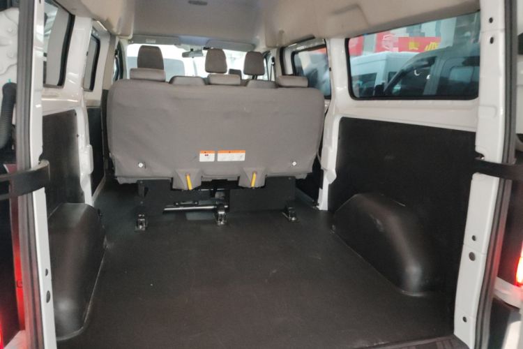 Used Ford Transit 2019 2.0T Diesel Multi-Purpose Commercial Vehicle Mid-Drive Mid-Roof 6-Seater China VI Standard
