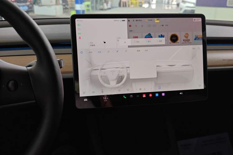 Used Tesla Model 3 2022 Rear-Wheel-Drive Version Audio And AC Panel