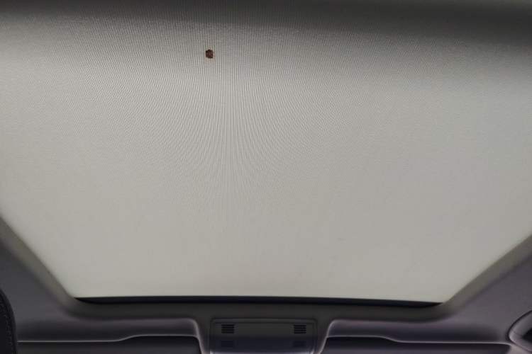 Used Volkswagen Tayron 2019 330TSI Two-Wheel Drive Luxury Model China VI Standard Headliner