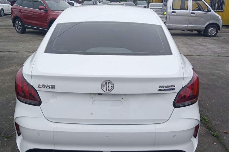 Used MG 5 2023 180 DVVT Manual Fashion Edition