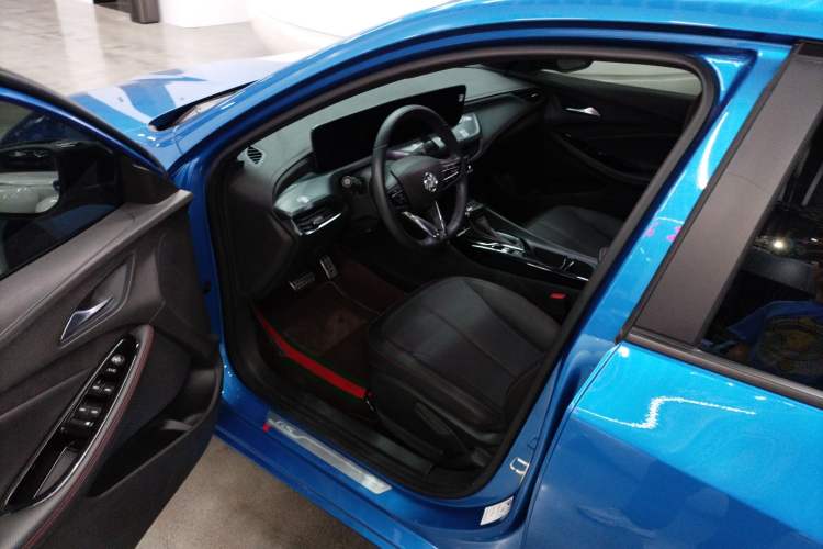 Used Buick Verano 2023 Pro GS Hunter Wind Edition
