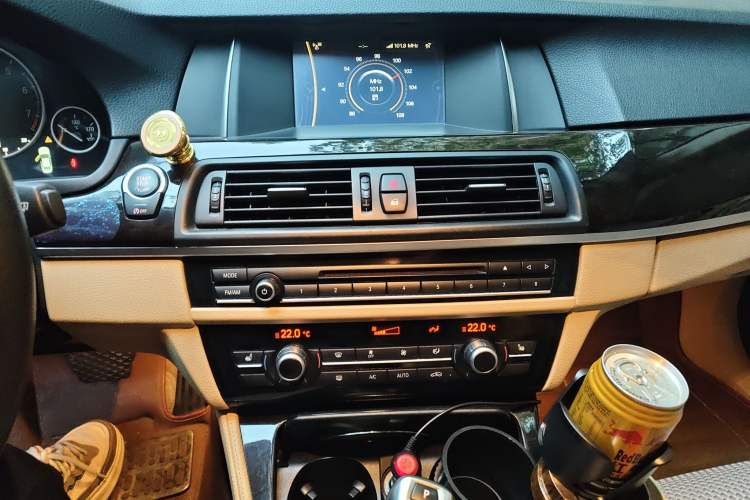 Used BMW 5 Series 2014 525Li Leading Model