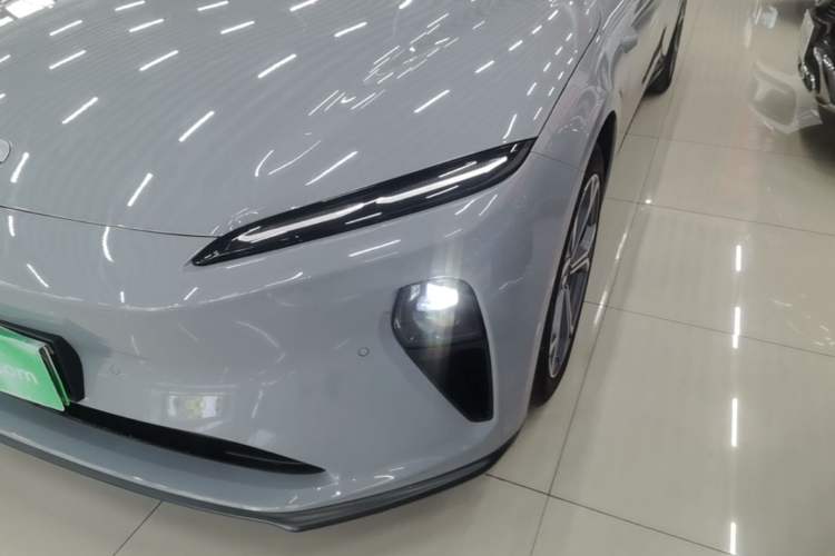 Used Nio ET5T 2023 75 kWh Touring