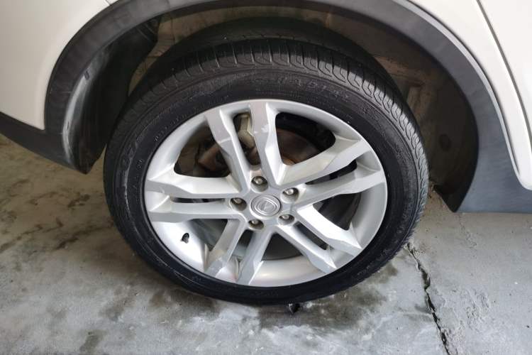 Used CHANGAN CS35 2017 1.6L Manual Luxury Model Right Rear Wheel Hub