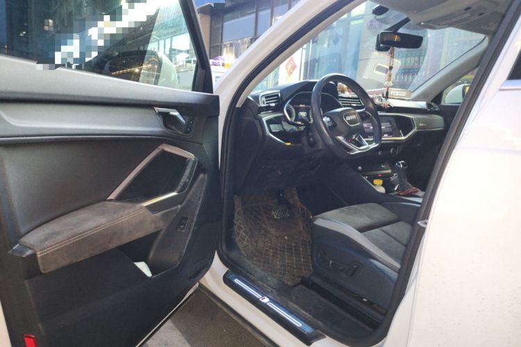 Used Audi Q3 2022 35 TFSI Fashion Dynamic Model
