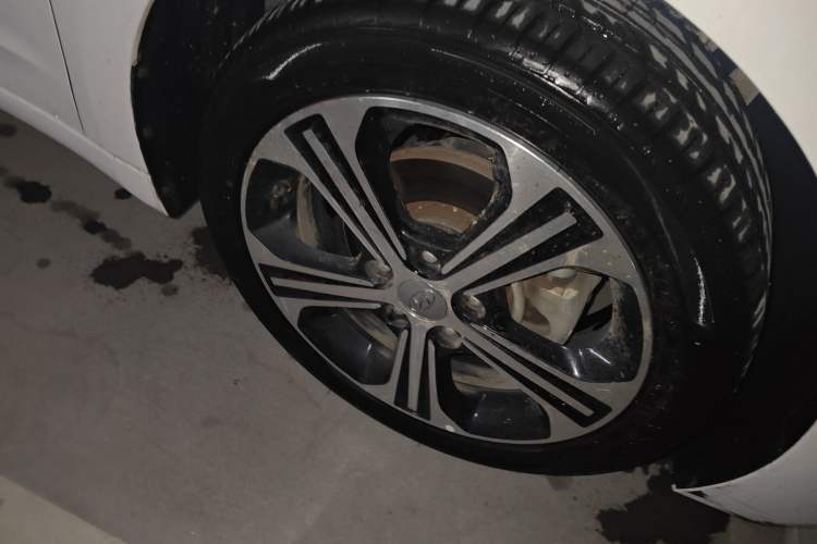 Used Hyundai Elantra (6th Generation / Lingdong) 2018 1.4T Dual-Clutch Xuan Dong · Dynamic Edition Right Front Wheel Hub