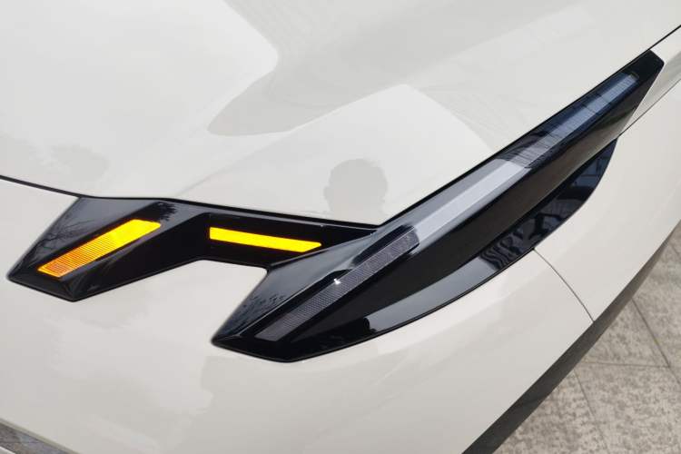 Used Zeekr X 2025 Four-Seater Rear-Drive Cube Version Left Front Headlight