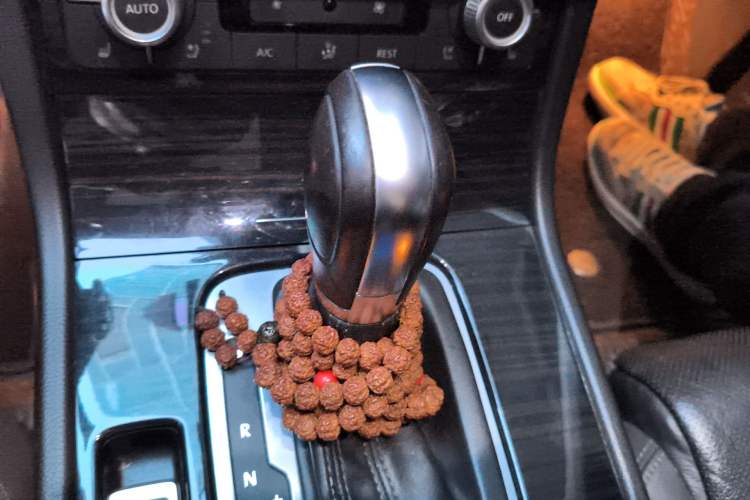 Used Volkswagen Touareg 2016 3.0 TSI High-End Version Gear Lever