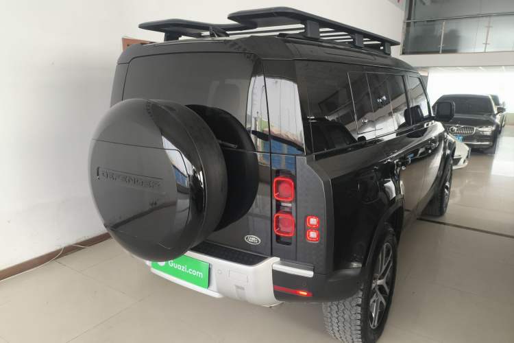 Used Land Rover Defender 2023 Facelift 110 3.0T P400 Dark Edition