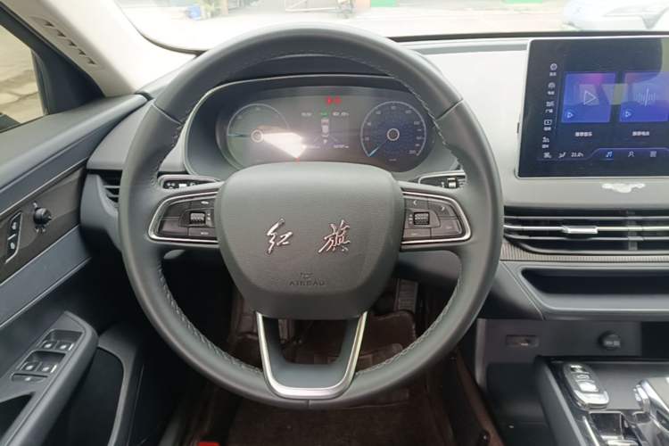Used Hongqi E-QM5 2023 Base Travel Edition
