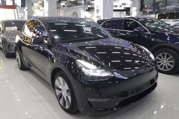 Used Tesla Model Y 2021 Long-Range All-Wheel-Drive Version