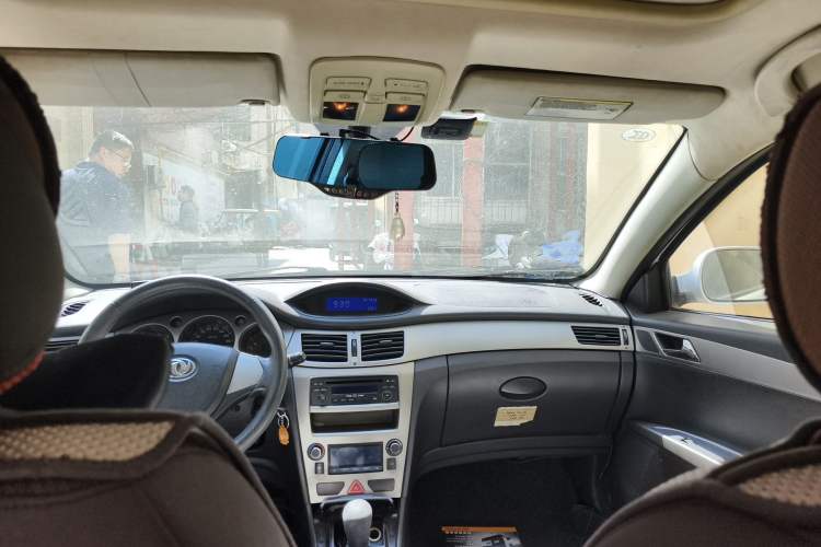 Used Dongfeng Aeolus H30 2010 1.6L Manual Luxury Version
