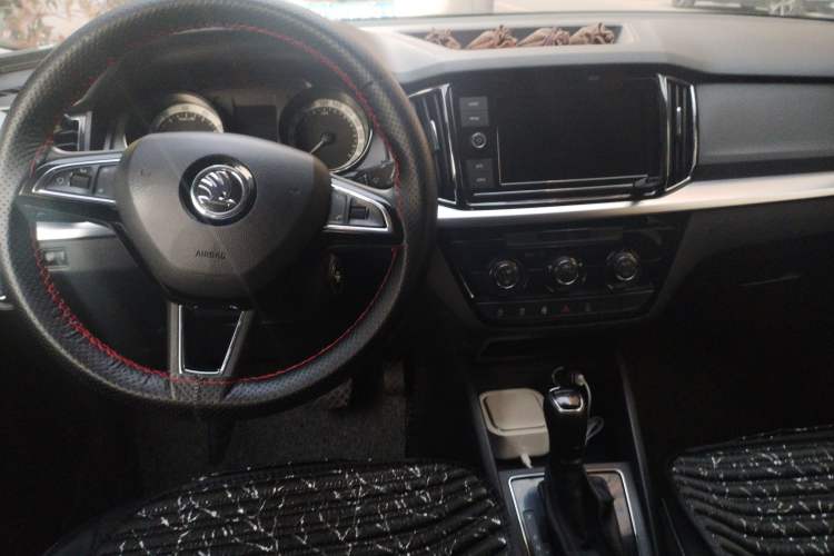 Used Skoda Kamiq 2018 1.5L Automatic Comfort Edition China VI Standard
