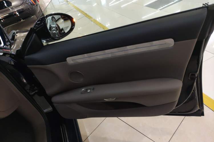 Used IM L6 2025 Ultra Model
