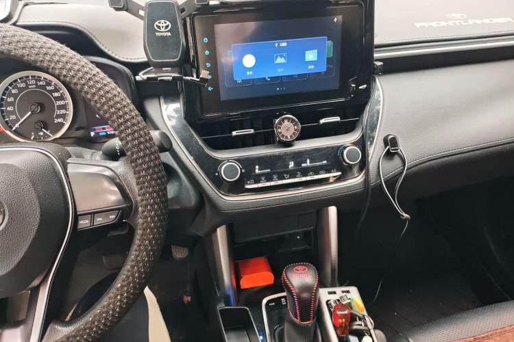 Used Toyota FRONTLANDER 2022 2.0L CVT Elite Edition
