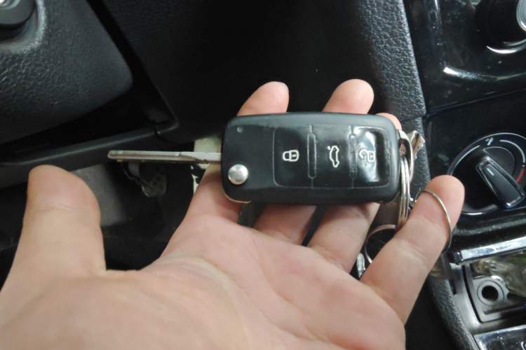 Used Volkswagen Bora 2016 1.6L Manual Comfort Model
