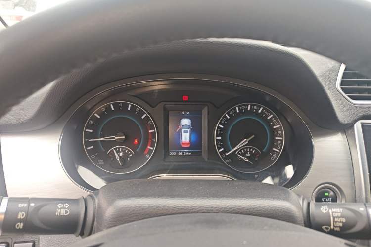 Used Haval H2 2016 Red-Label 1.5T Manual Two-Wheel Drive Luxury Model
