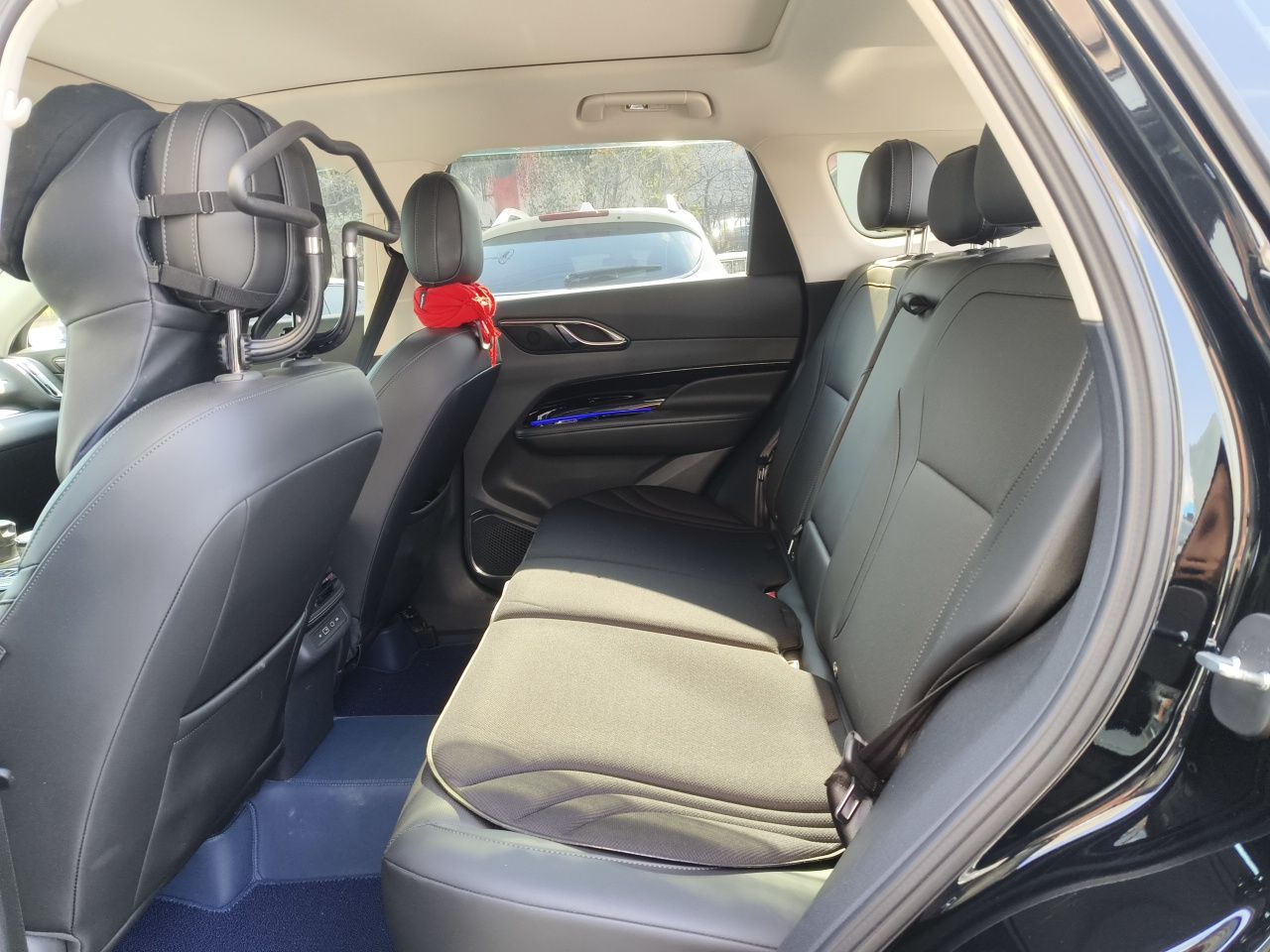 Hongqi HS3 PHEV 2025 Model 125km Jingwei PLUS 2 Millionth Anniversary Edition — снимка 17