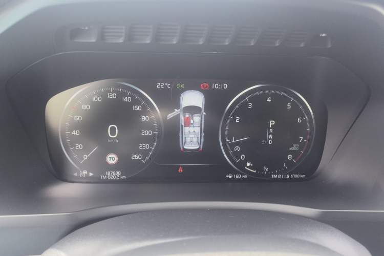 Used Volvo XC90 2020 T5 SmartDrive Luxury 7-Seater Instrument Cluster