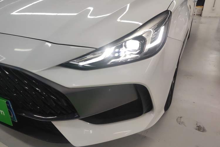 Used MG 5 2022 180 DVVT CVT Youth Luxury Edition
