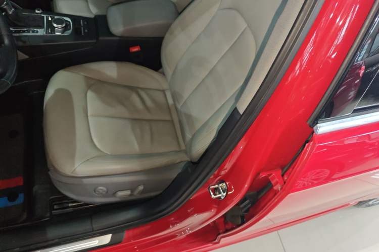 Used Audi A3 2018 30th Anniversary Edition Sportback 35 TFSI Fashion Model