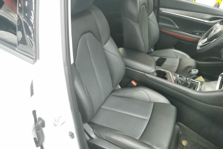 Used Changan CS55PLUS 2020 1.5T Manual Colorful Model
