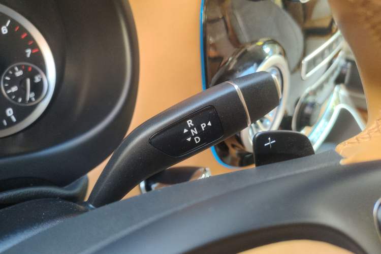 Used Mercedes-Benz Vito 2021 2.0T Elite Version 7 Seats