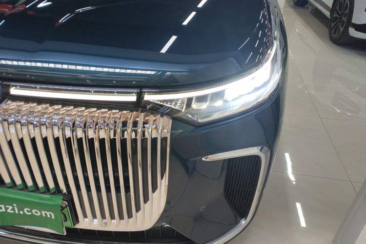 Used VOYAH Dream 2025 PHEV Four-Wheel Drive Prestige Kunpeng Edition
