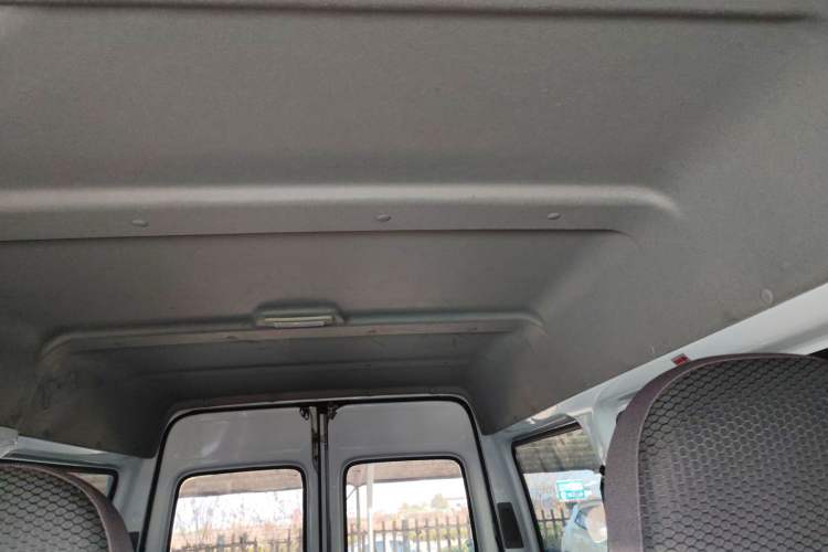 Used JMC Transit 2017 2.8T Commercial Version Short Wheelbase Mid-Roof 6/7/8-Seater JX493
