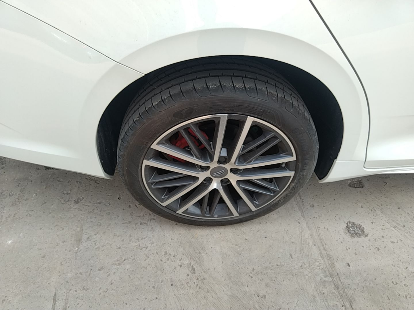 Geely Auto Preface 2023 2.0TD Prestige Version — снимка 11
