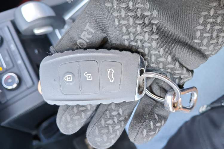 Used Bestune X40 2017 1.6L Automatic Prestige Edition Vehicle Key