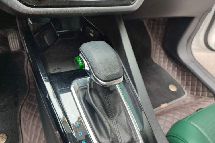 Used Ford Escort 2021 1.5L Automatic Gold Edition Gear Lever