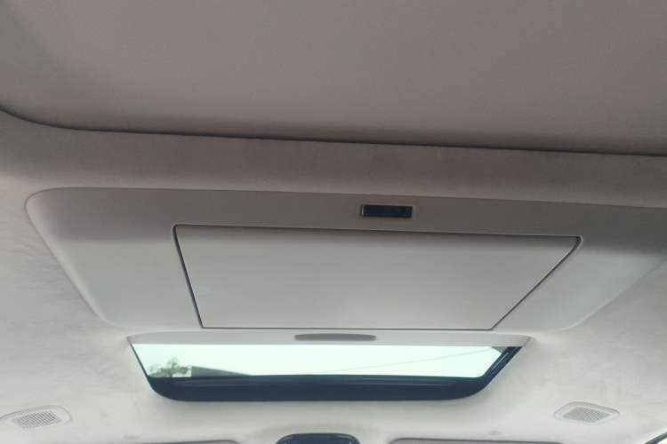 Used VOYAH Dream 2025 PHEV Four-Wheel-Drive Flagship Kunpeng Edition