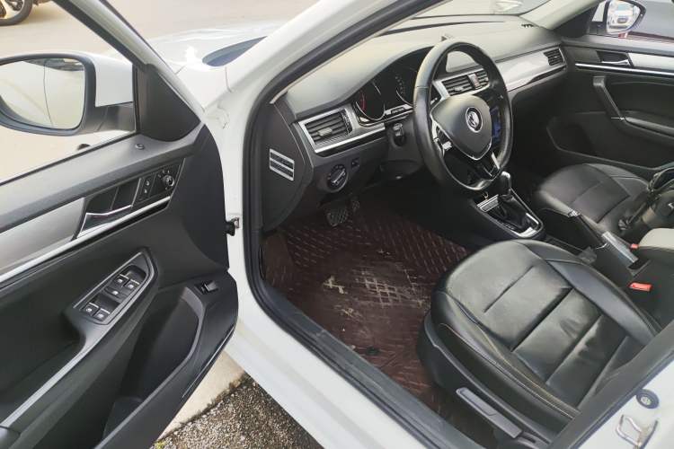 Used Volkswagen Bora 2016 1.6L Automatic Comfort Model Driver Seat