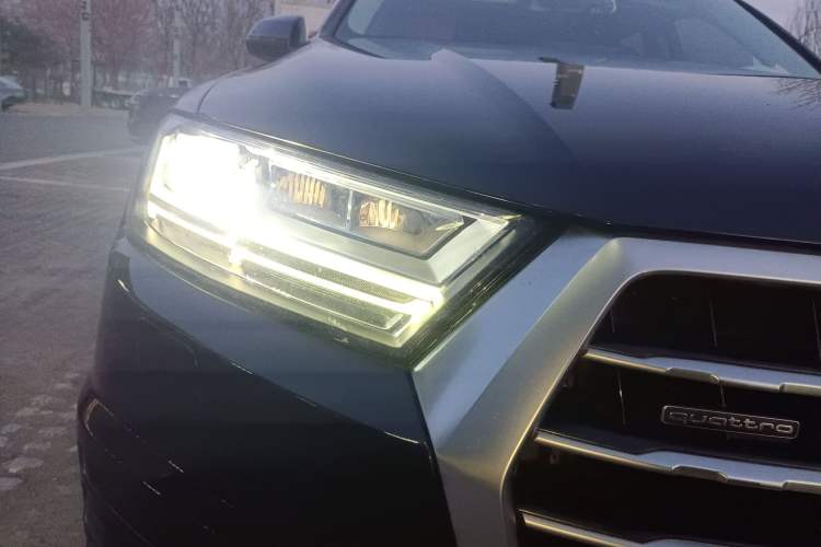 Used Audi Q7 2016 45 TFSI Technology Edition
