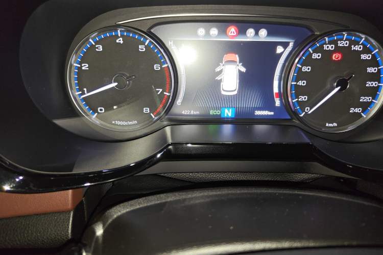 Used GAC Trumpchi GS8 2017 320T Two-Wheel Drive Luxury Smart Connectivity Version (7 Seats)
