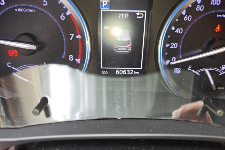 Used Toyota Highlander 2018 2.0T Four-Wheel Drive Luxury Edition 7 Seats China V Emission Standard