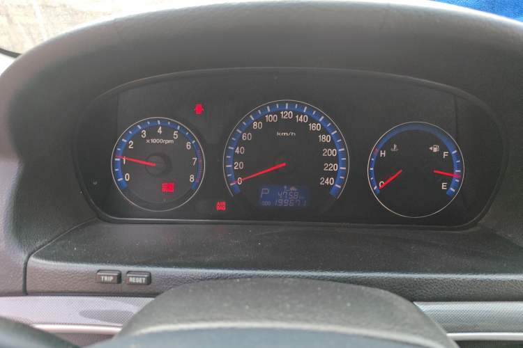 Used Hyundai NF 2006 2.0L Automatic Luxury Edition
