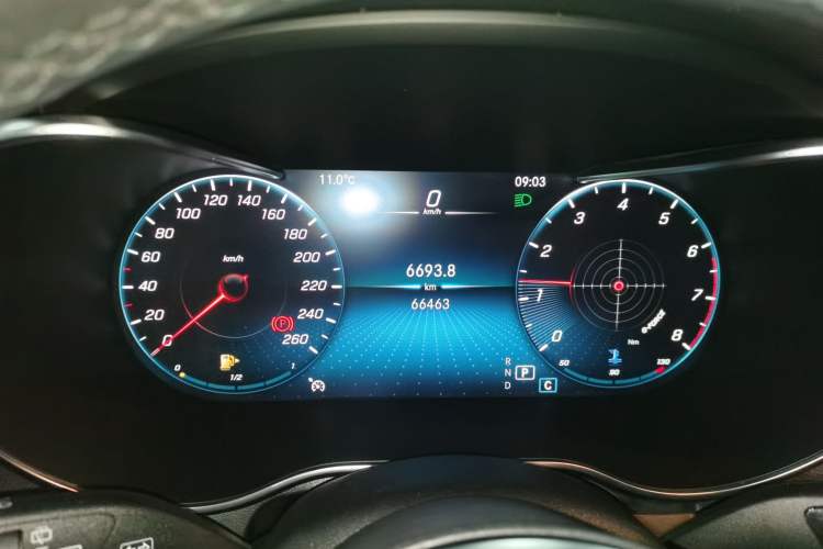 Used Mercedes-Benz GLC 2021 GLC 260 L 4MATIC Luxury Model Instrument Cluster