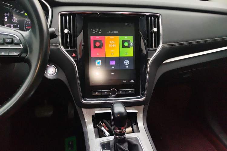 Used Roewe RX5 2020 20T Automatic 4G Connect Superior Flagship Edition Audio And AC Panel