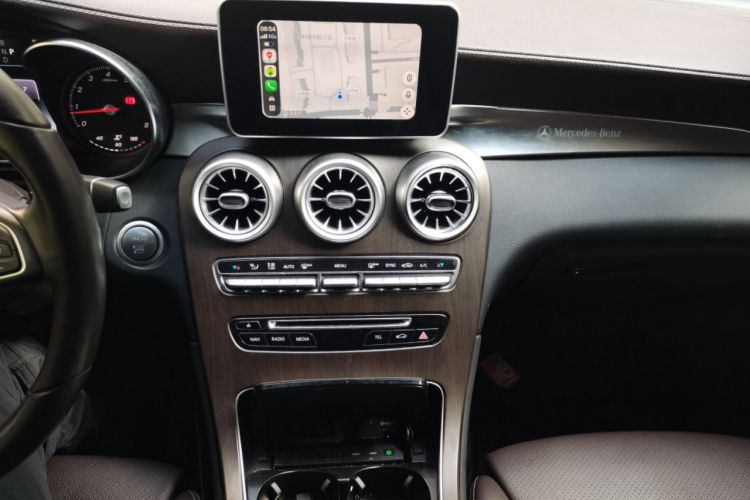 Used Mercedes-Benz GLC 2019 GLC 200 L 4MATIC Audio And AC Panel