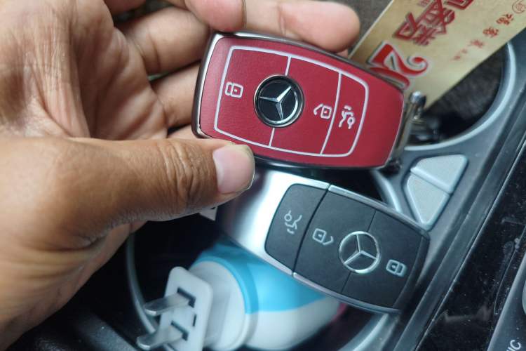 Used Mercedes-Benz GLE 2022 Facelifted GLE 350 4MATIC Fashion Edition Vehicle Key