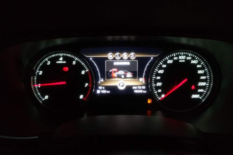 Used Hongqi H5 2022 Classic Model Facelift 1.5T DCT Qiyun Edition
